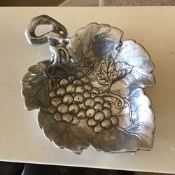 Vintage 1993 Arthur Court Grape Leaf Vines Trinket Tray