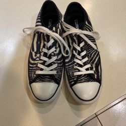Converse Size 7 Mens Sneakers 