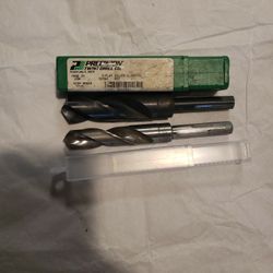 Two bits for drilling in perfect condition  - 3/4 "  and 1" .