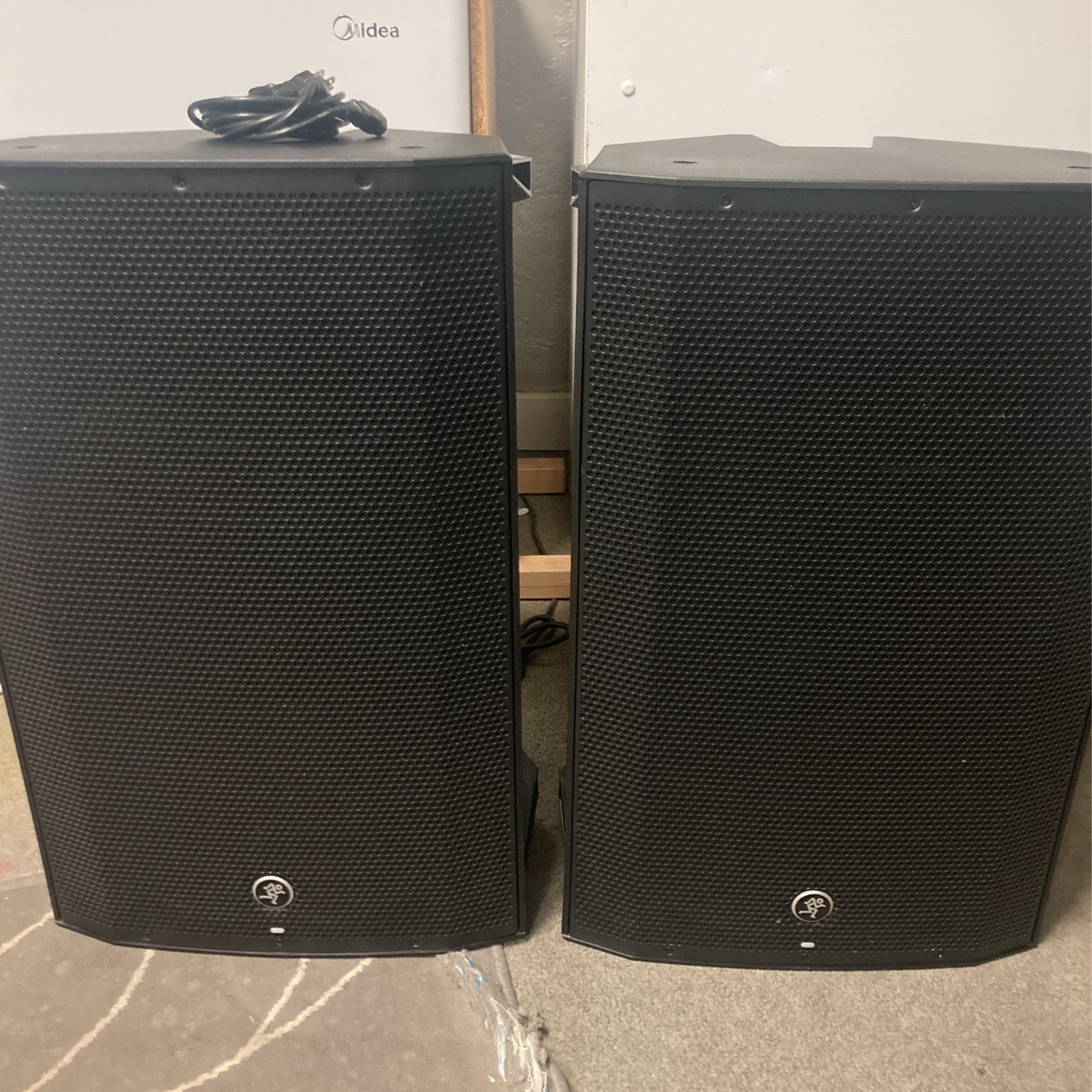 Mackie Thump 15A Speakers 