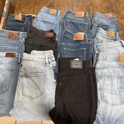 Jeans / Clothing 
