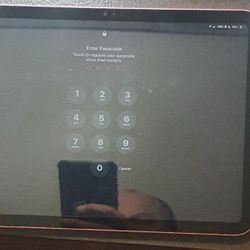 Apple IPad 10th Generation,,for parts.