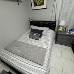 Full Bed Frame with Full Mattress