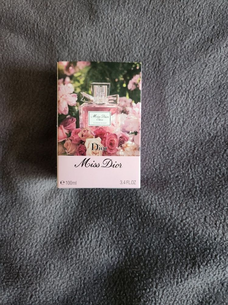 Miss Dior Perfume 3.4 Fl Oz Sealed