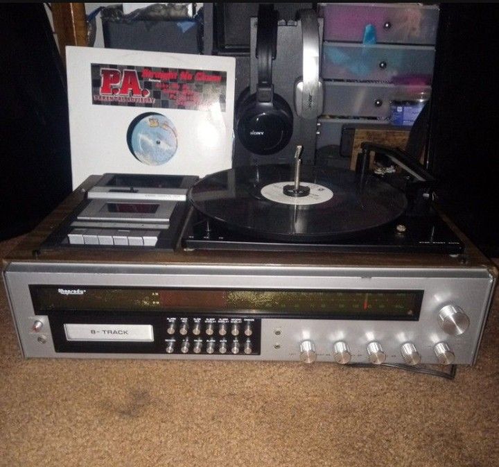 VINTAGE RHAPSODY AM/FM, 8-TRACK, AUX, CASSETTE & RECORD PLAYER STEREO RECEIVER $75$ $OBO$