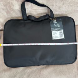NWT Sonia Kashuk Hanging Travel Weekender 3 Compartment Toiletry Bag.