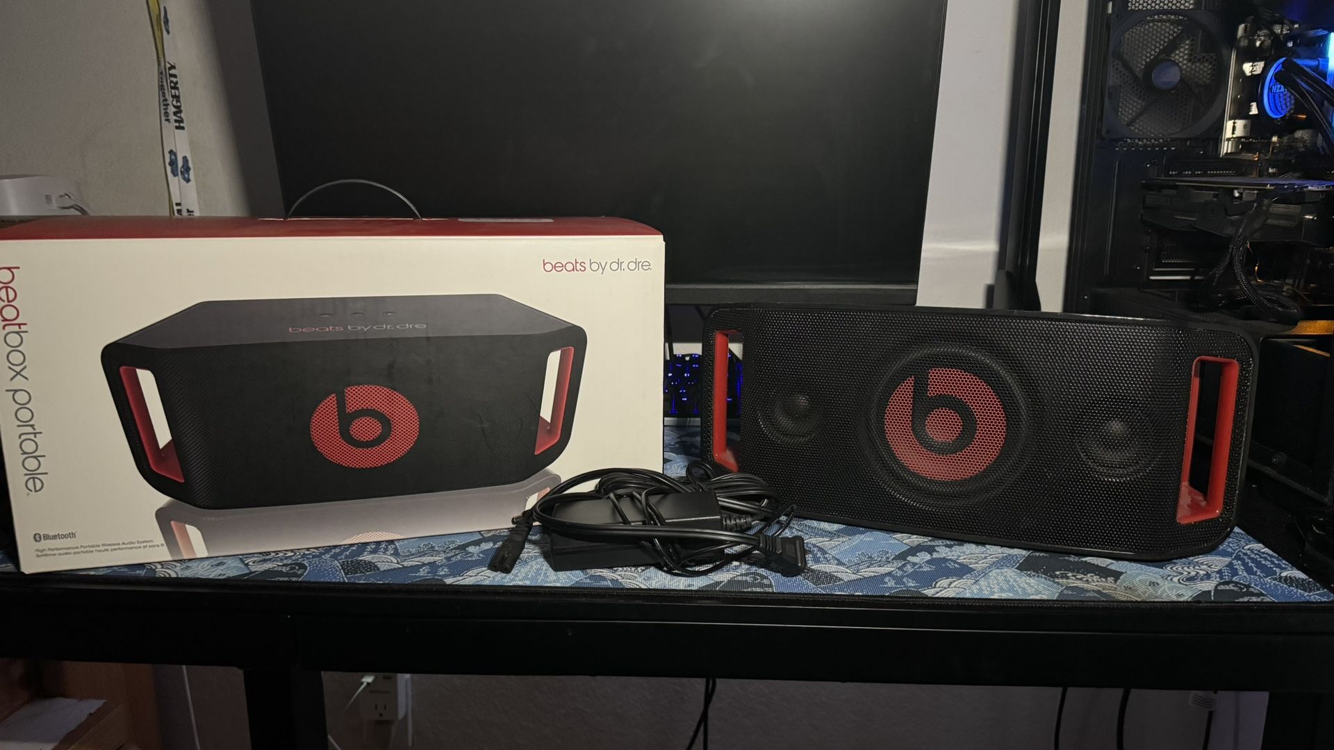 Beats By Dr. Dre Beatbox Portable Bluetooth Speaker - Black & Red