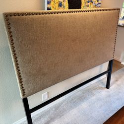 Queen headboard - Padded & Fabric