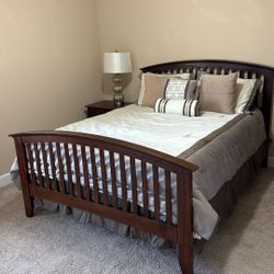 Queen Bedroom Set 