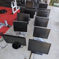  12 Computer Monitors 