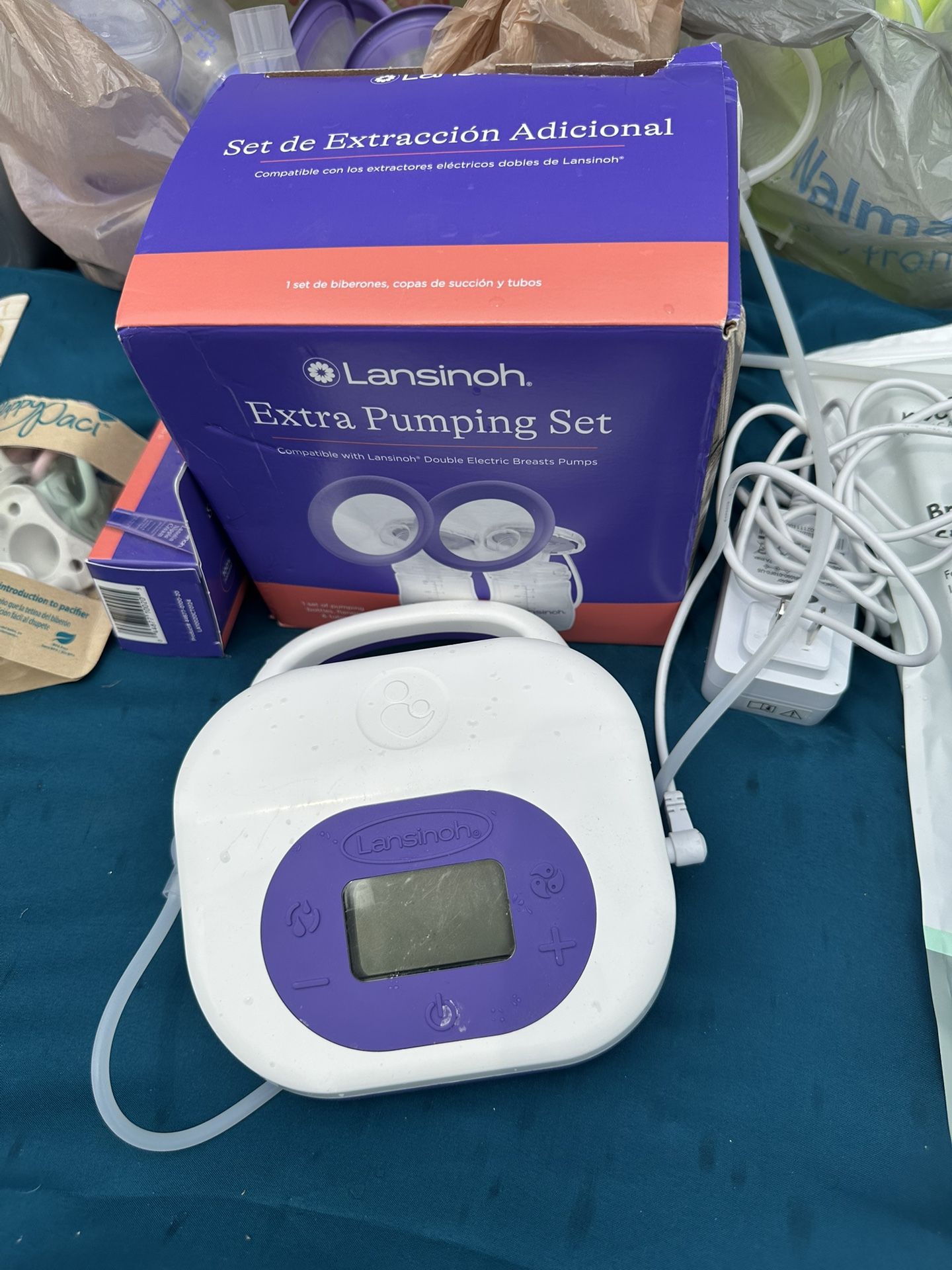 Lansinoh Pump