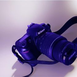 Nikon D70S 