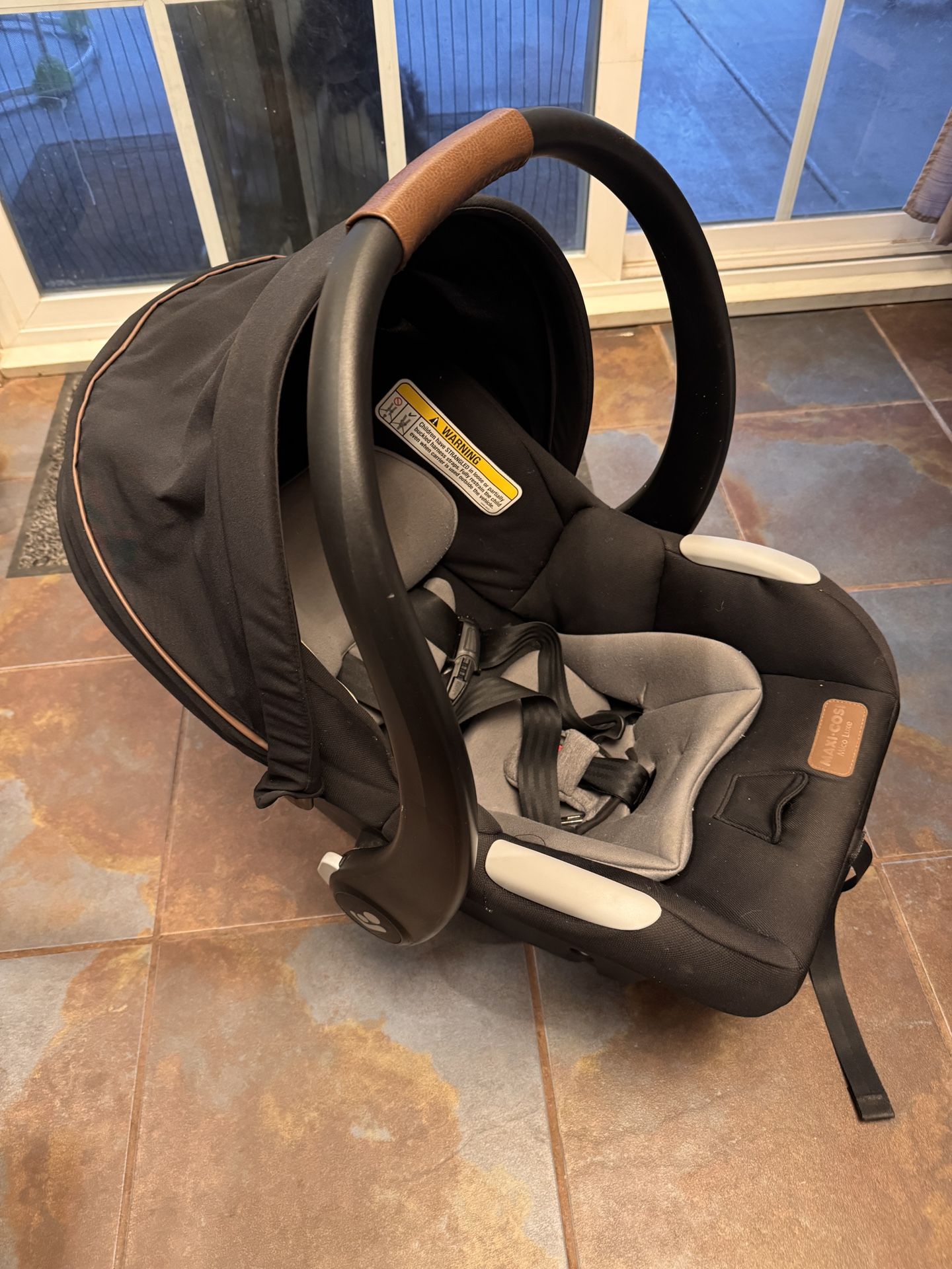 Maxi-Cosi Mico Luxe infant car seat
