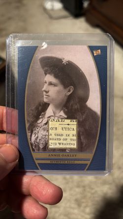 ANNIE OAKLEY