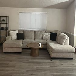 Sectional Couch From Living Spaces