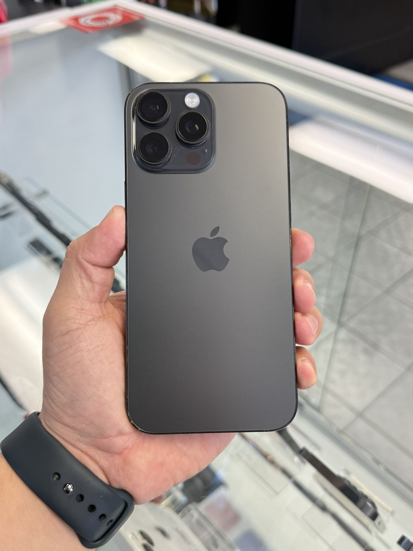 iPhone 16 Pro Max 256GB AT&T Or Cricket 