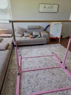 Gymnastic bar