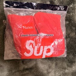 Supreme Socks 