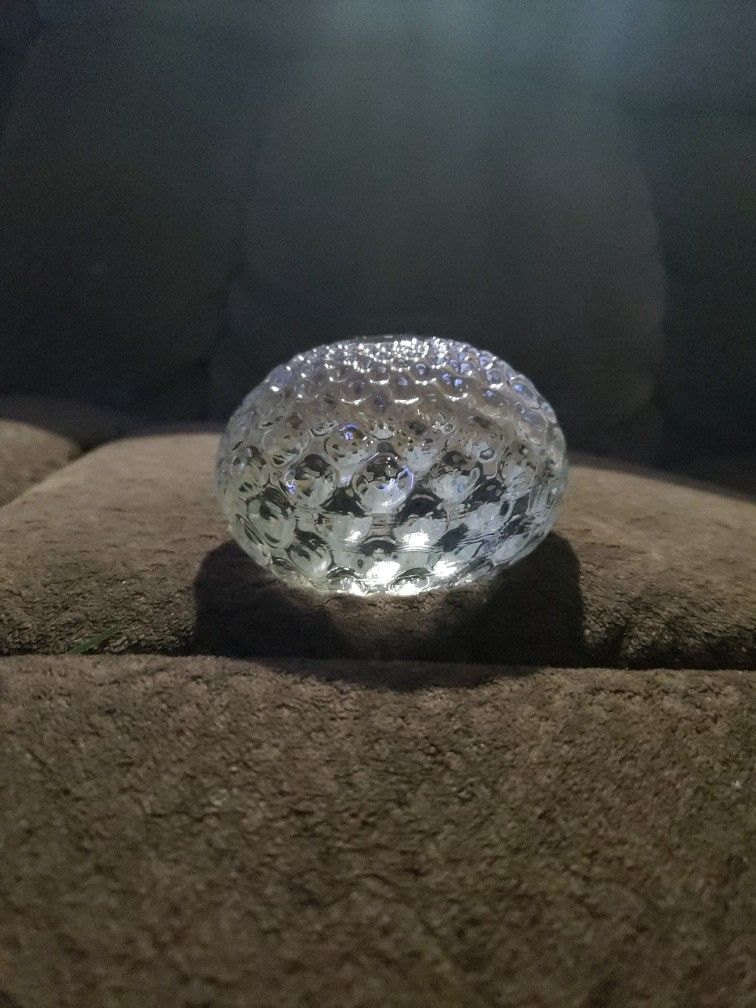 VINTAGE INTAGLIO ANTON PAPERWEIGHT