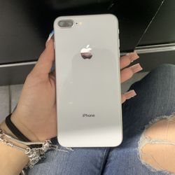 iPhone 8+