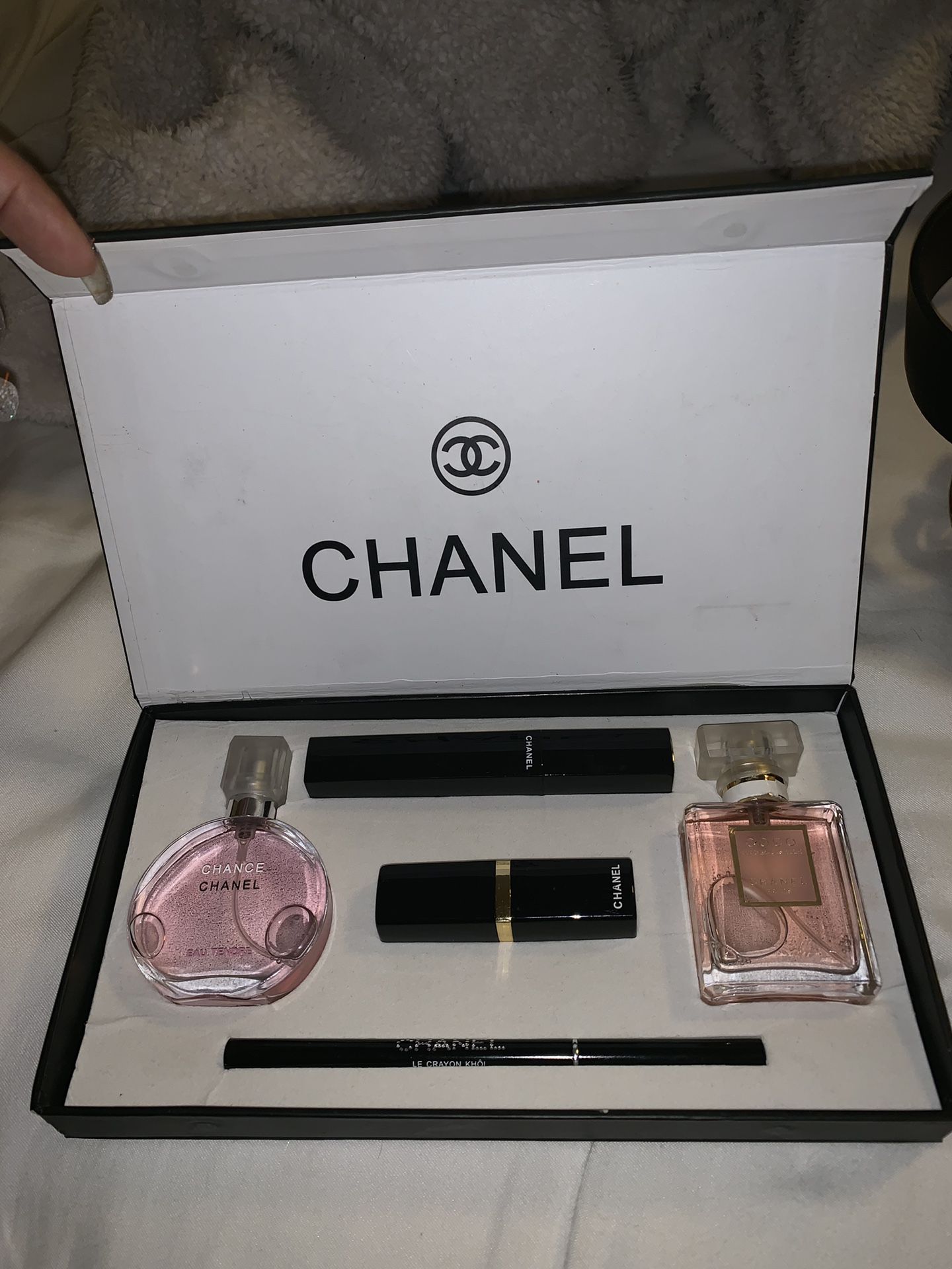 Chanel gift box 2 perfumes and makeup
