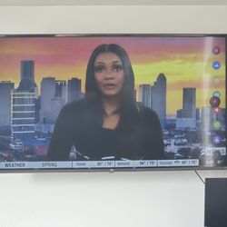 65 Inch LG TV Backlight Fading