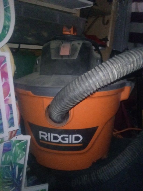 Rigid Shop Vac