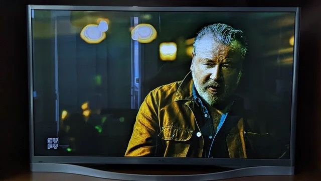 SAMSUNG PLASMA PN64F8500 SMART TV.