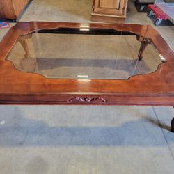 Gorgeous Glass Top Coffee Table