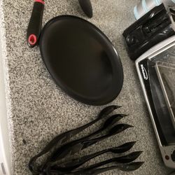 BPA Free Plastic Black Salad Tongs (3 ct)