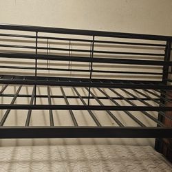 Bkack Twin Bed   