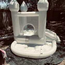 Kids Bounce Castle 