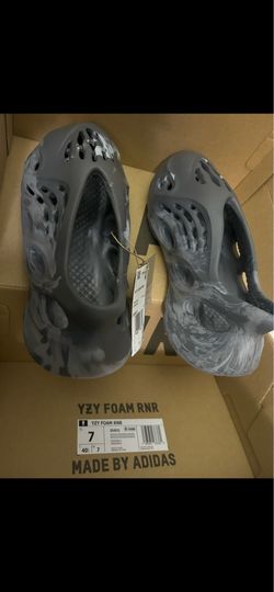 Adidas Yeezy Foam RNR "MX Granite" size 7