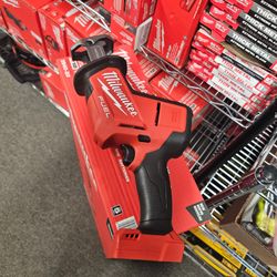MILWAUKEE M18 18V FUEL HACKSAW (TOOL-ONLY)