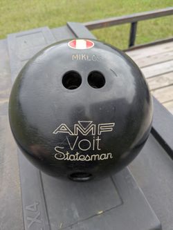 Vintage AMF Voit Statesman bowling ball