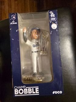 Los Angeles Dodgers Shohei Ohtani Foco world series 24 champions bobblehead exclusive