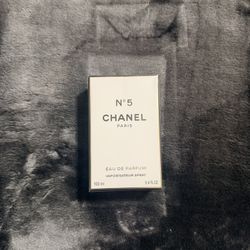 Chanel Pefume