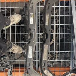 2012 Dodge Caravan Radiator support upper tie bars with Hood latch