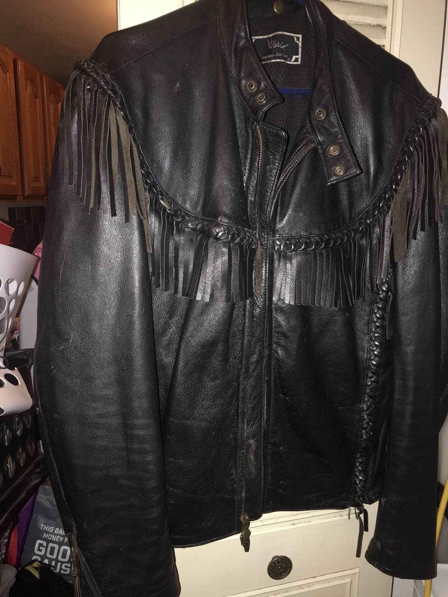 Lnew Harley Davidson Heavy Leather Jacket Large Only $100 Firm