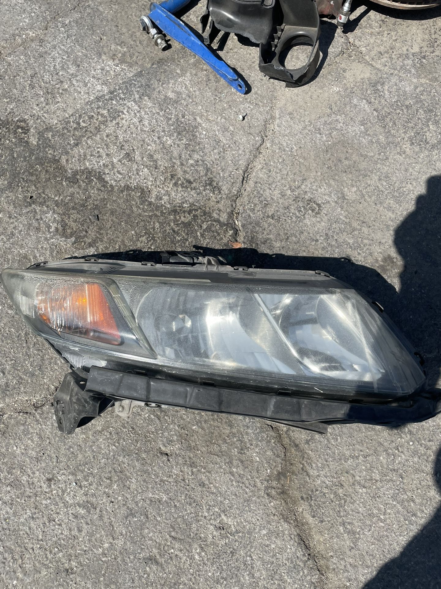 Parted Out 12-16 Honda Civic Right Headlight