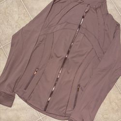 Lululemon Nulu Sweater Size 4