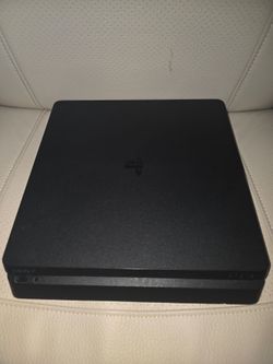 PS4 Slim