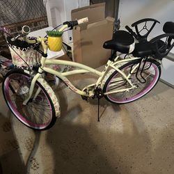 Woman’s Margaritaville 26 Inch Bike