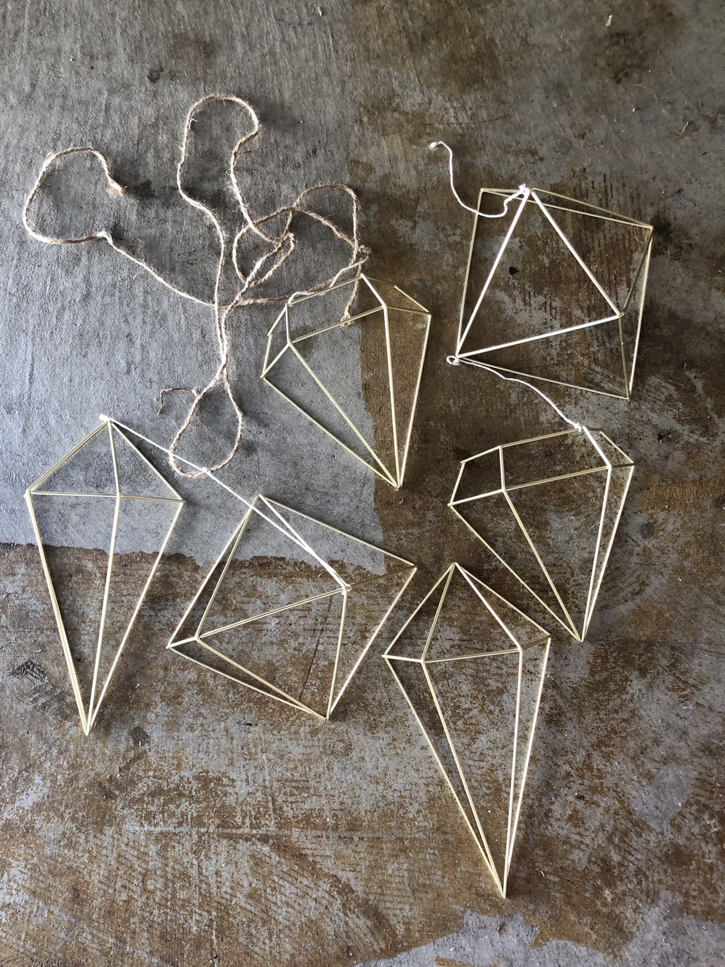 Set of 6 diamond geometric shapes gold decor