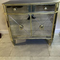 Mirror Chest 