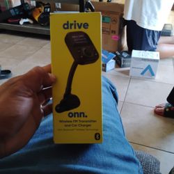 Wireless FM Transmitter And Car Charger 