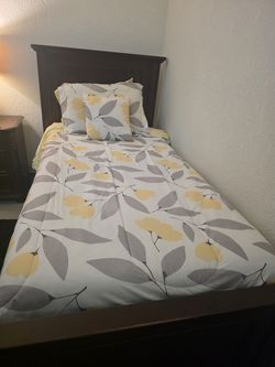 Twin bed