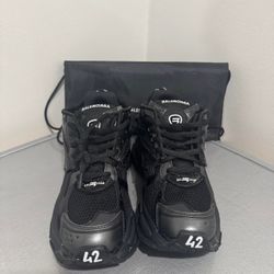 Balenciaga Runner