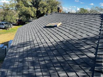 ROOFING / ROOFER / GUTTERS