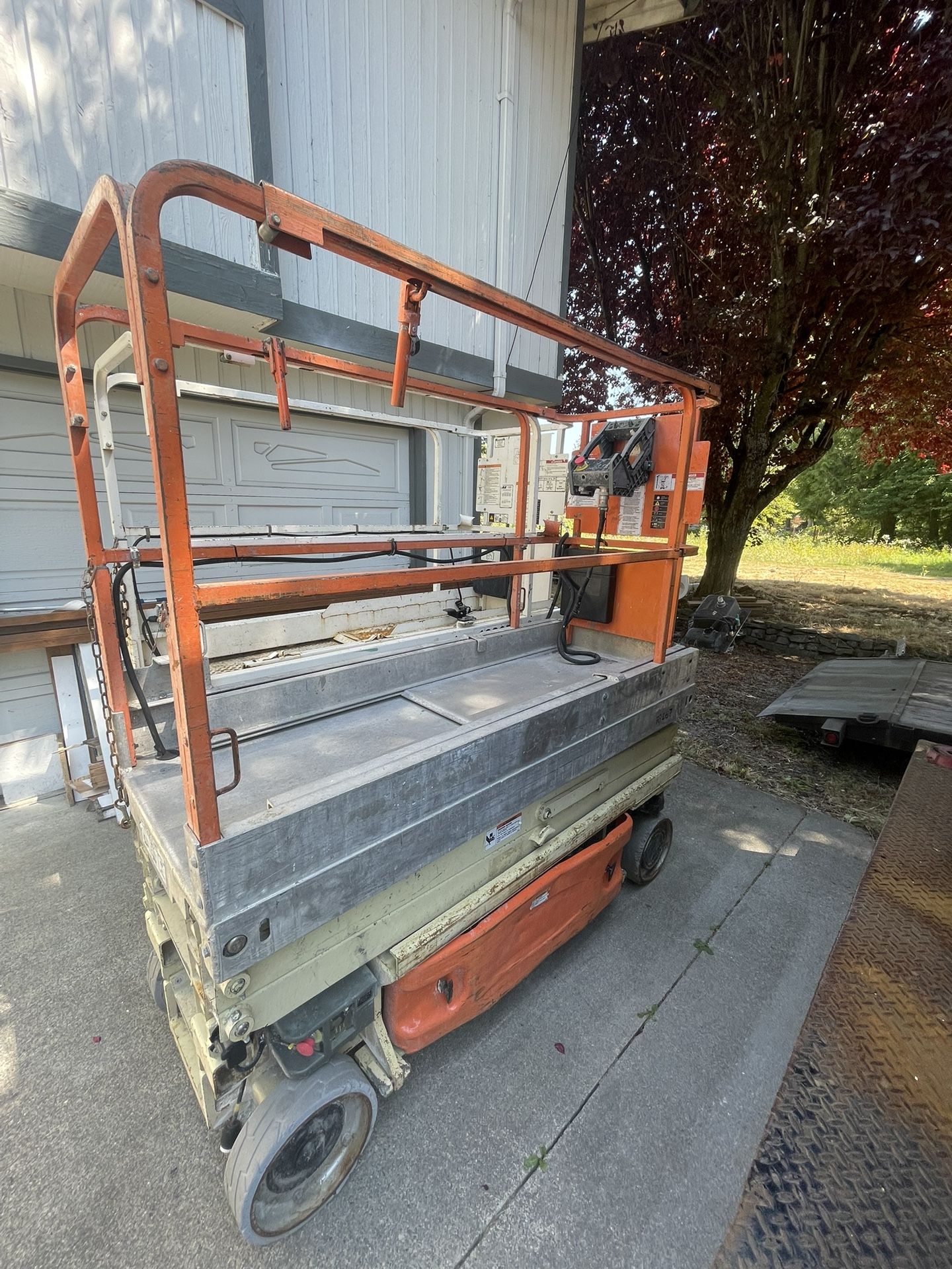 JLG 1930 ES Scissors Lift